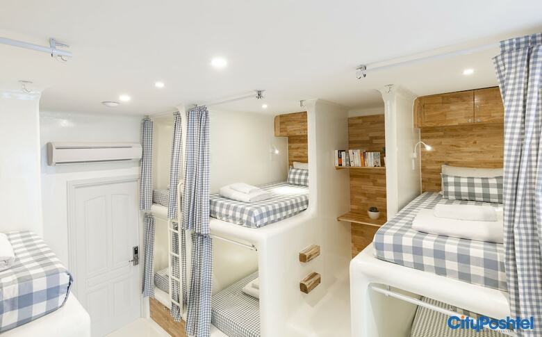 Hostal City Poshtel