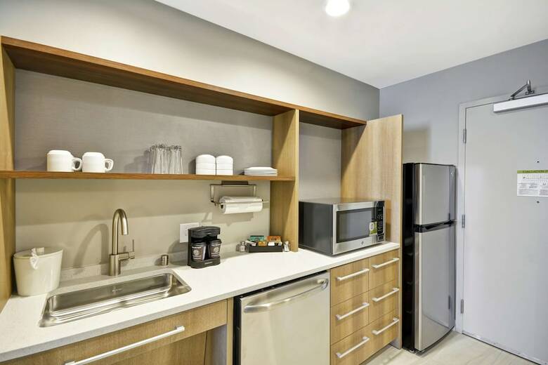Hotel Home2 Suites By Hilton Plano Legacy West
