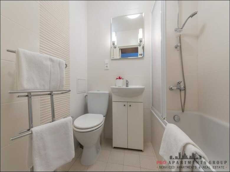 P&o Apartments Plac Trzech Krzy?y