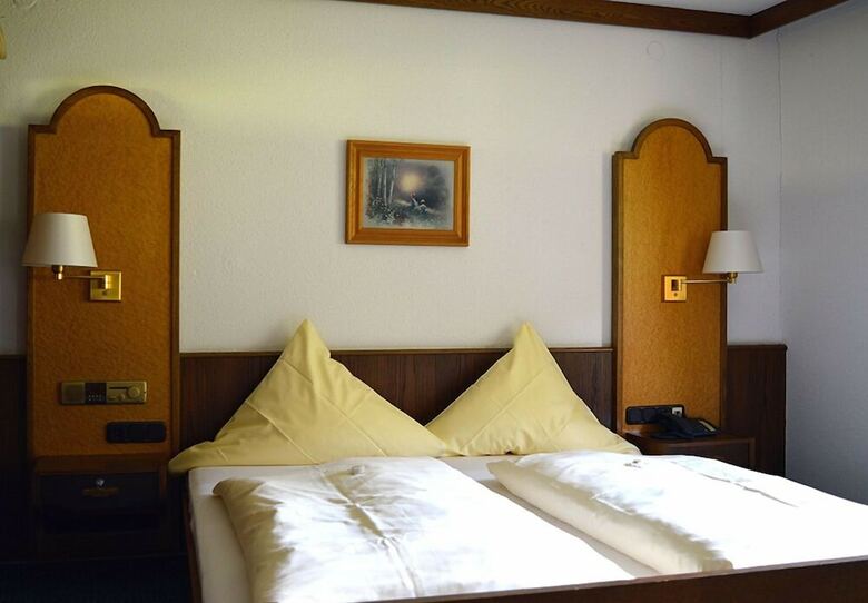 Hotel Gassbachtal & Nibelungen Caf�