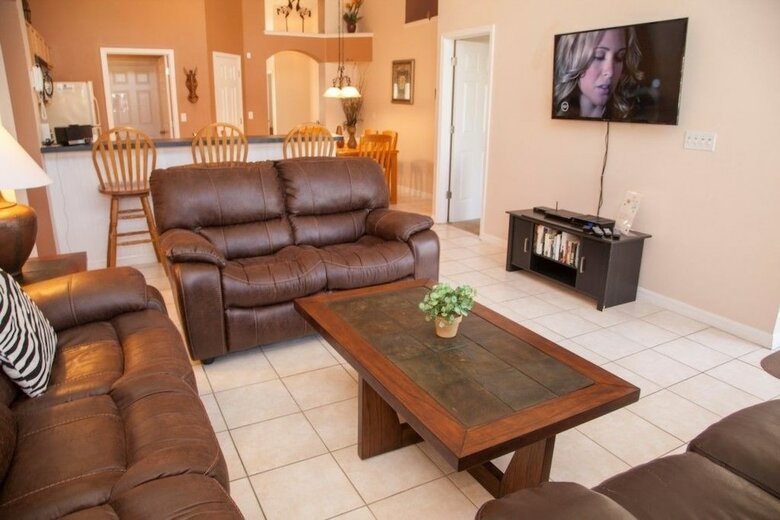 Ly53786 - Rolling Hills Estates - 4 Bed 3 Baths Villa