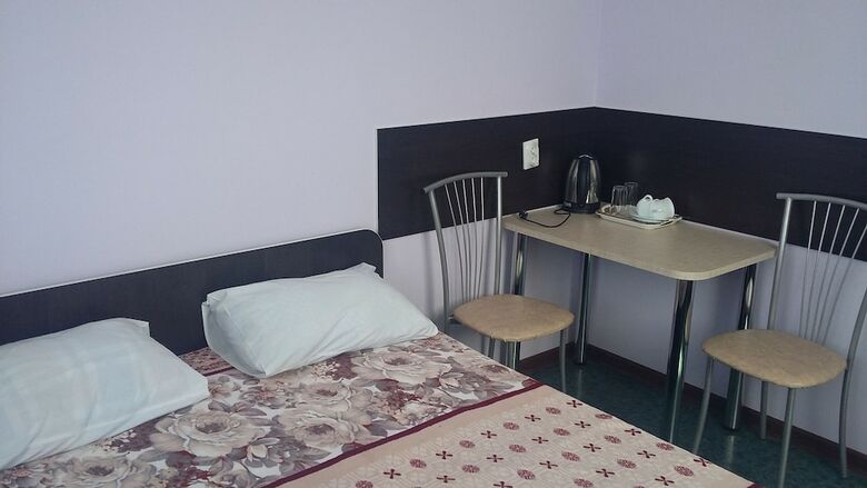 Bed & Breakfast Mini Hotel Na Popova