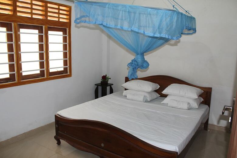 Hotel Akindu Home Stay