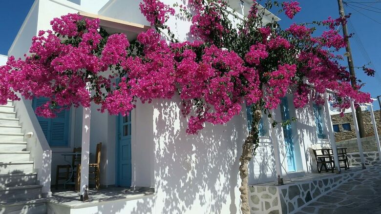 Hotel Galanis Place