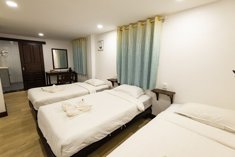 Hotel Jasmine Ville Guesthouse