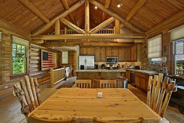Abode At Moosehead Cabin