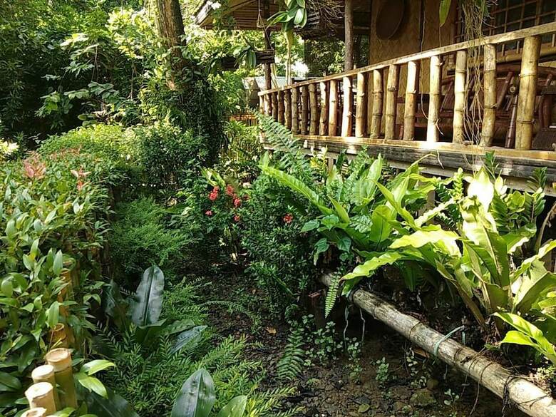 Hotel Nelly's Nipa Hut