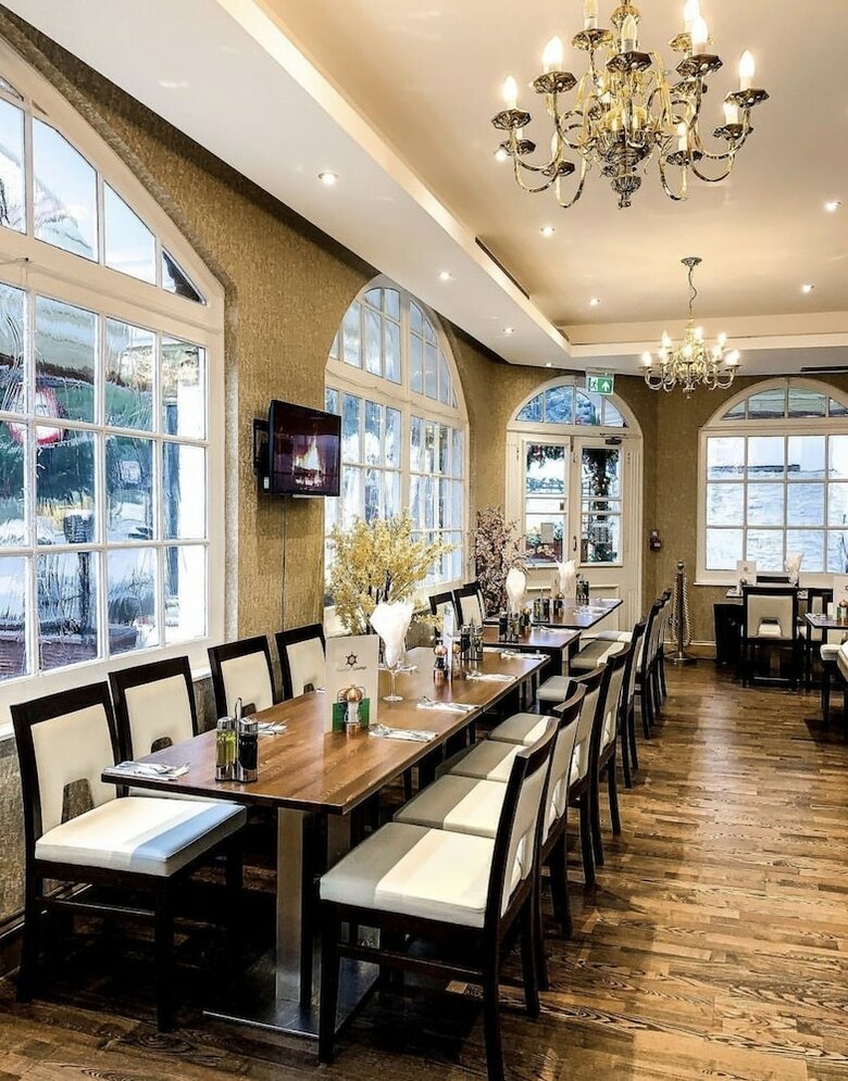 Bed & Breakfast Tourian Lounge Hotel
