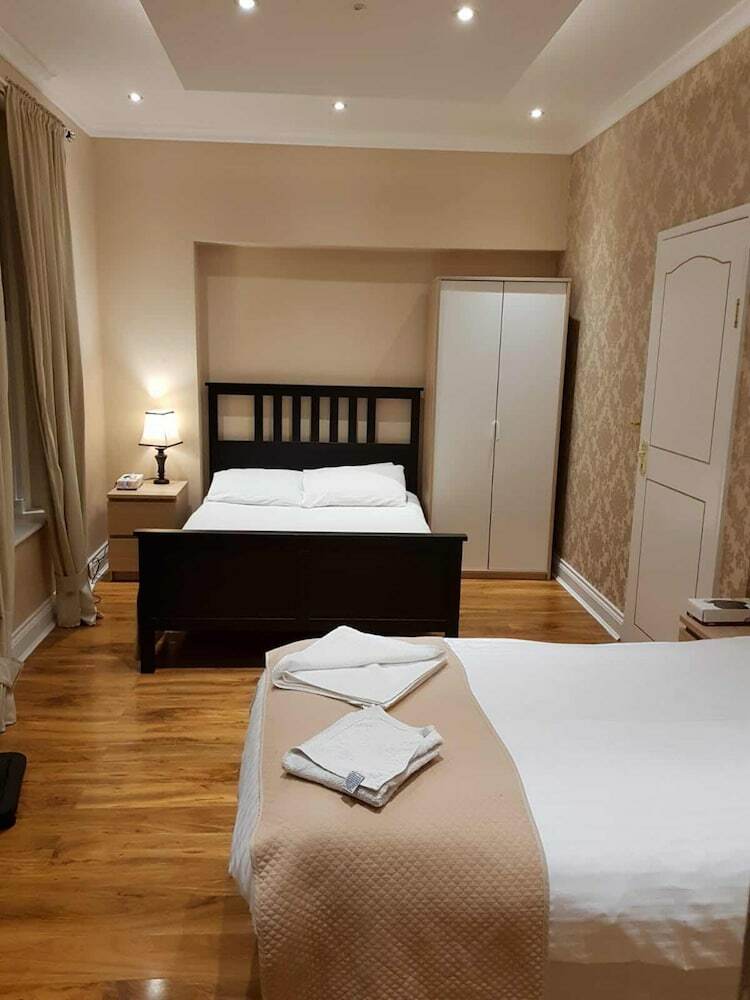 Bed & Breakfast Tourian Lounge Hotel