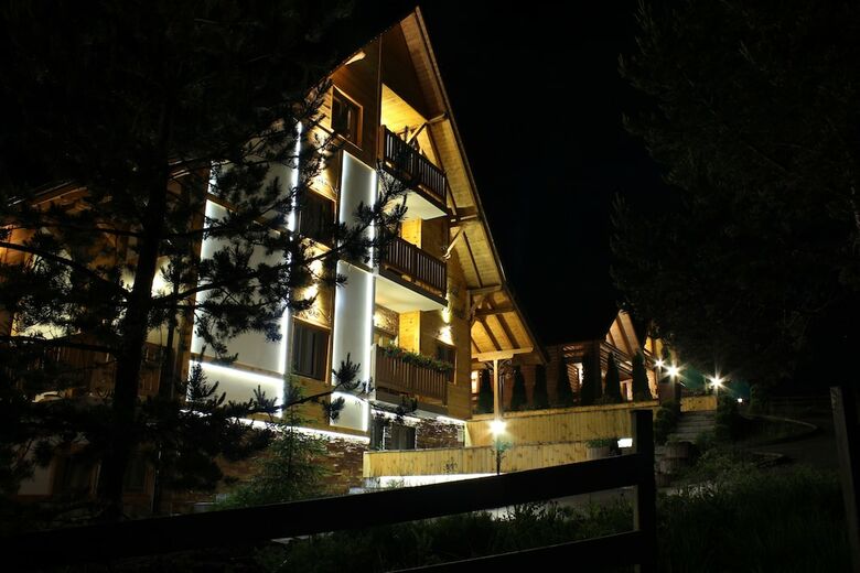 Apartamentos Villa Natural Wood