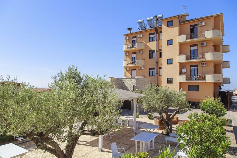 B&B Montemare