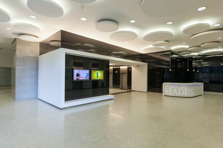 Home Club Torre Madrid Apartments