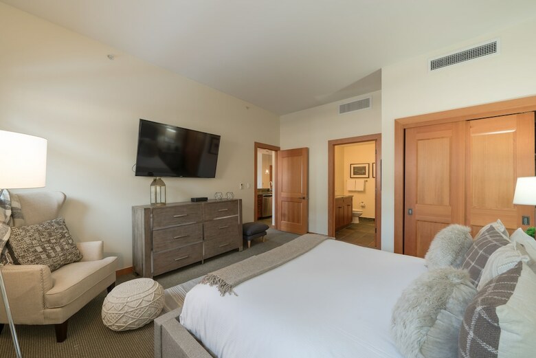 Capitol Peak Lodge By Snowmass Mountain Lodging