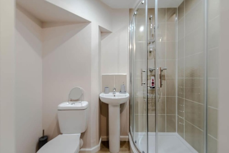 Infinity Apartments Metropolitan House 3