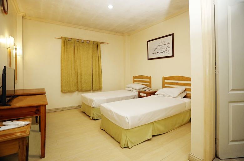Ridgewood Hotel