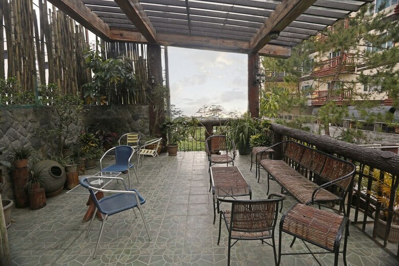 Ridgewood Hotel