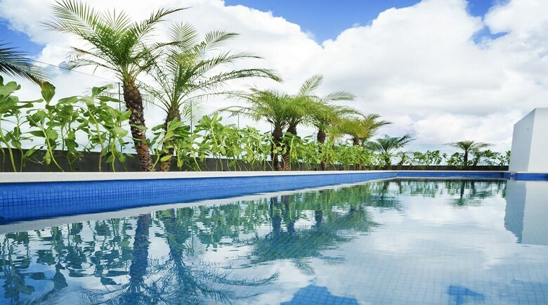 Opal Apt. 406 The Apartment Is Perfectly Located With Easy Acces