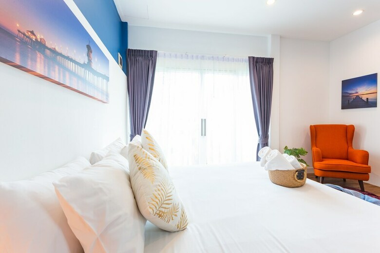 Hotel The Seaton House Phuket