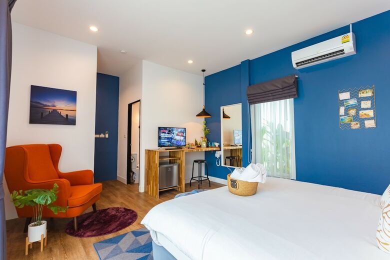 Hotel The Seaton House Phuket
