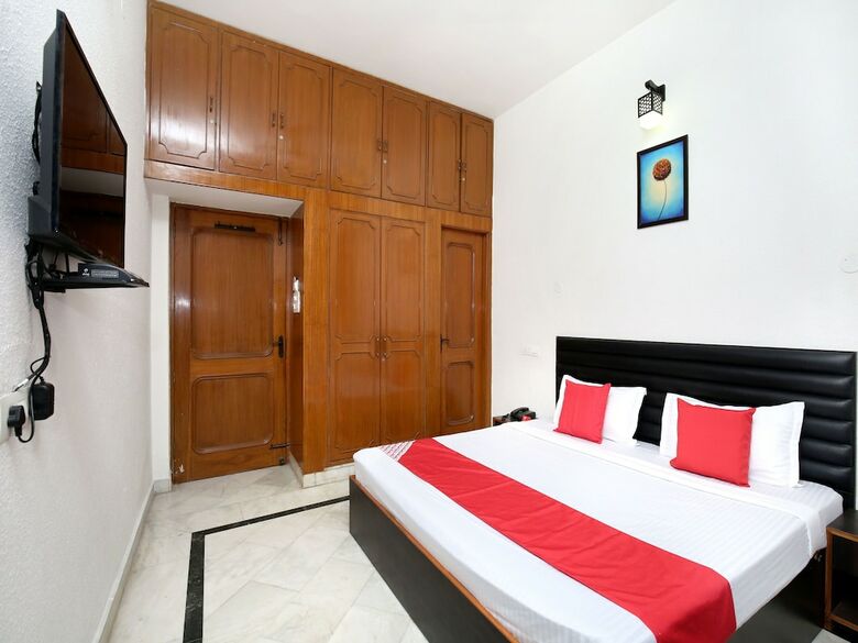 Hotel Oyo 16960 Atithi Residency