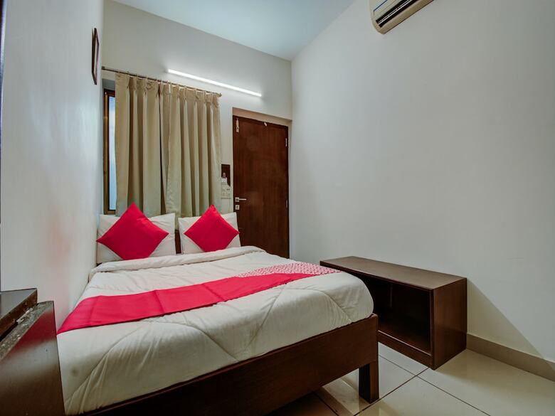 Hotel Oyo 16974 Star Leaf