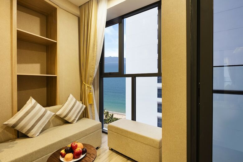 Emerald Bay Nha Trang Hotel And Spa