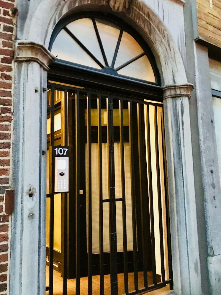 Apartment In Historical Center