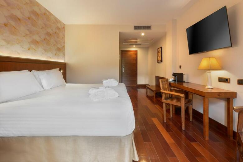 Hotel Monasterio De Bolta�a