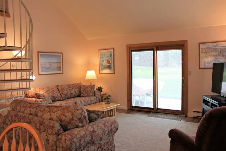 51 Middlecott - 2 Bedroom Condo