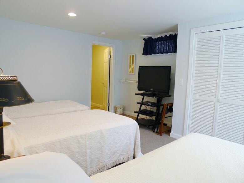 12 Areys - 4 Bedroom House