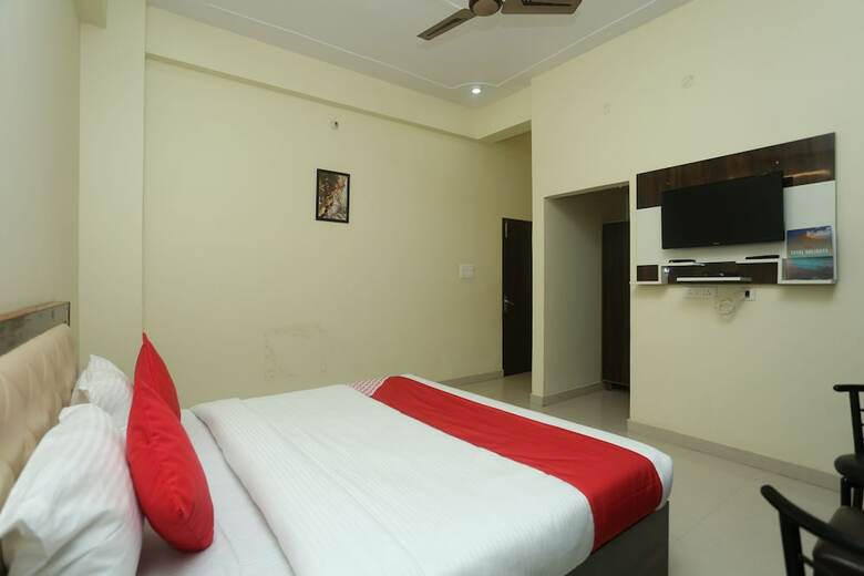 Hotel Oyo 16995 Sr Blessings