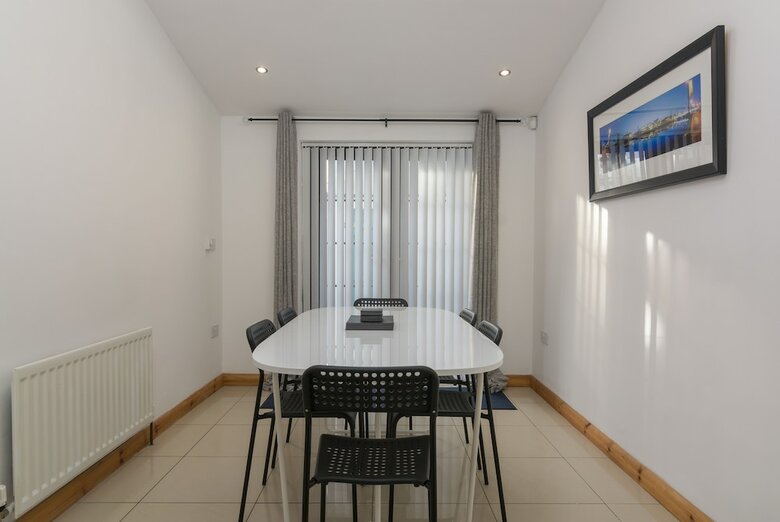 Apartamentos Belfast Corporate House