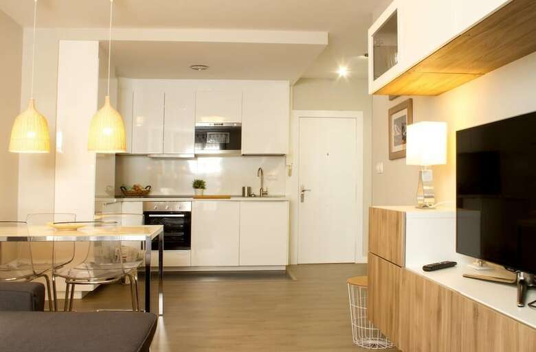 Apartamentos C�ntrico Burgas Termal Casco Hist�rico