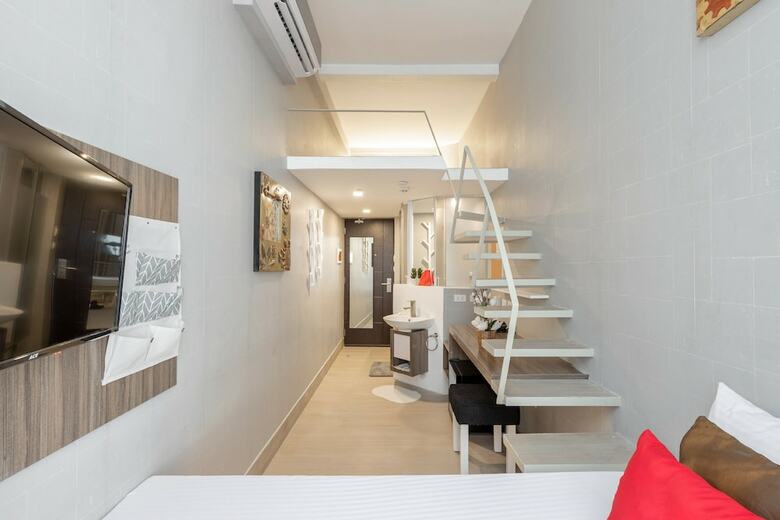 Hotel Zen Rooms Selah Pods Pasay