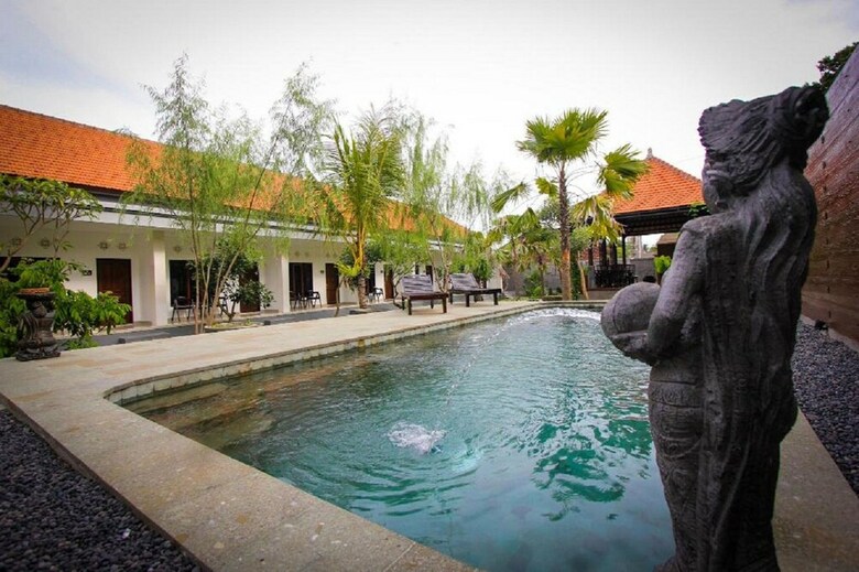 Bed & Breakfast Adil Villa And Resort