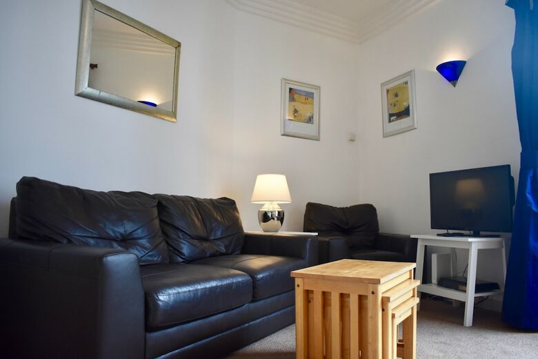 Homely 1 Bedroom Apartment In Central Dublin