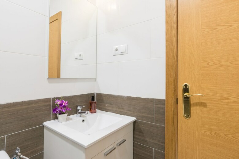 Hostal Ol� Hostels Malaga Zambrano
