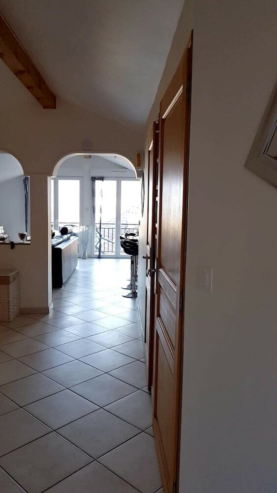 Apartment With 3 Bedrooms In S�vrier, With Wonderful Lake View, Furnished Garden And Wifi - 10 Km From The Slopes