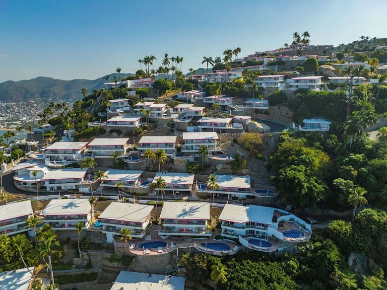 Hotel Las Brisas