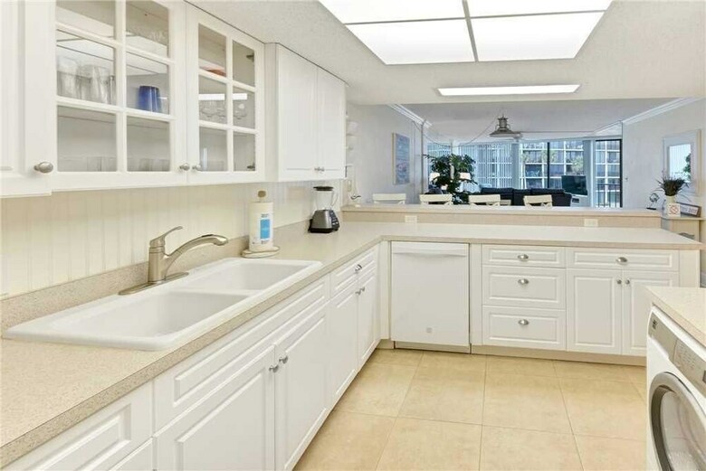 Captains Quarters 218 - Two Bedroom Condo