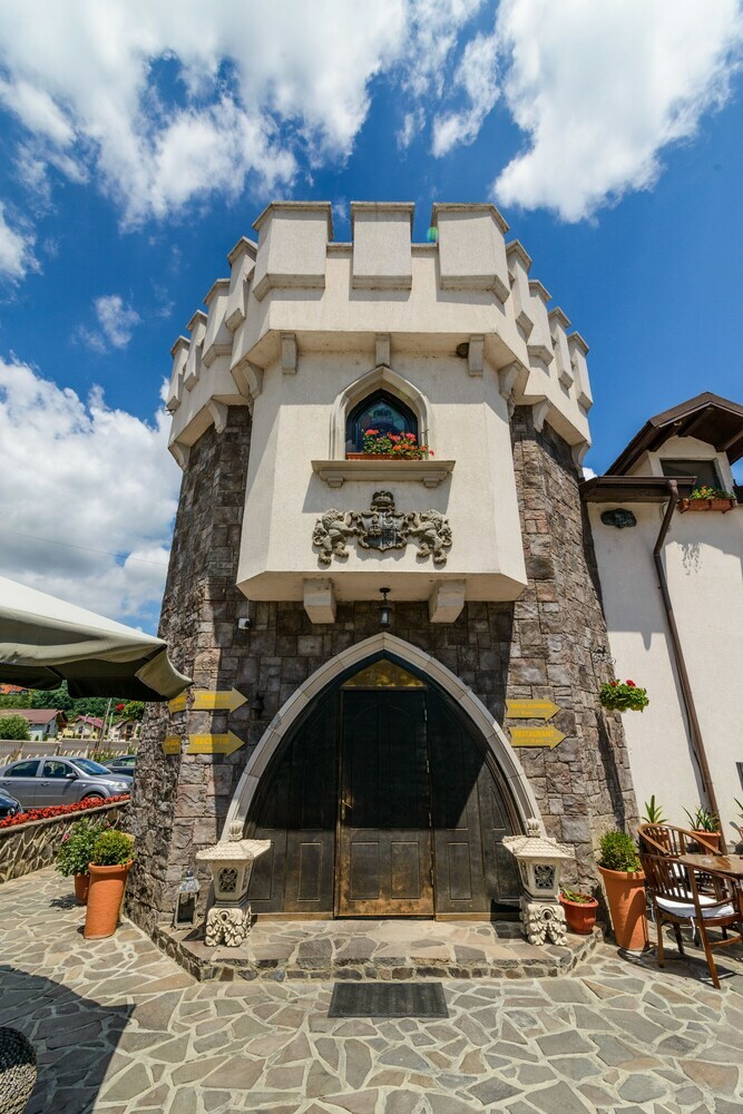Hotel Lacetate