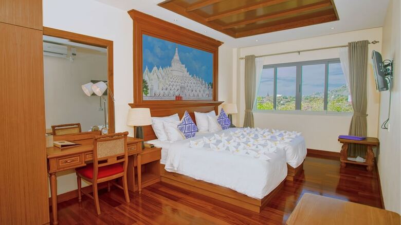 Hotel Sunset Palace View Suites