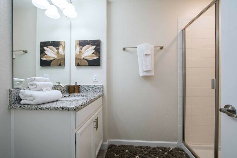 Champions Gate-5 Bed Townhouse W/splashpool-4976cg