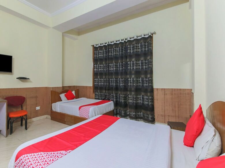 Hotel Oyo 23584 Ivy Resort