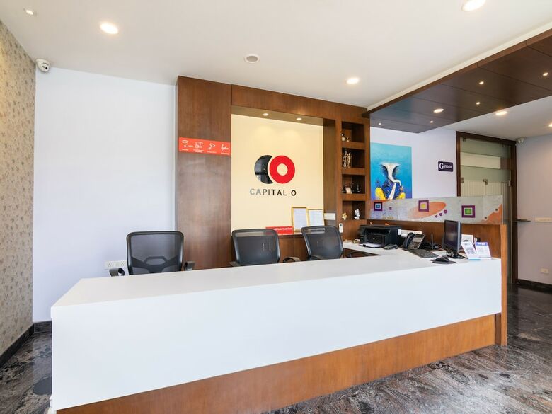 Hotel Capital O 28398 Mysore Gate