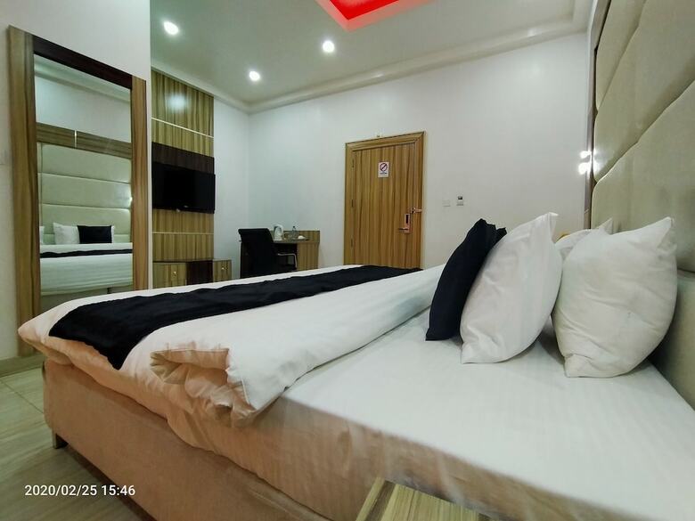 Hotel Dalchifit Suites