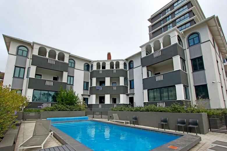 Apartamentos Warwick Mansions 11