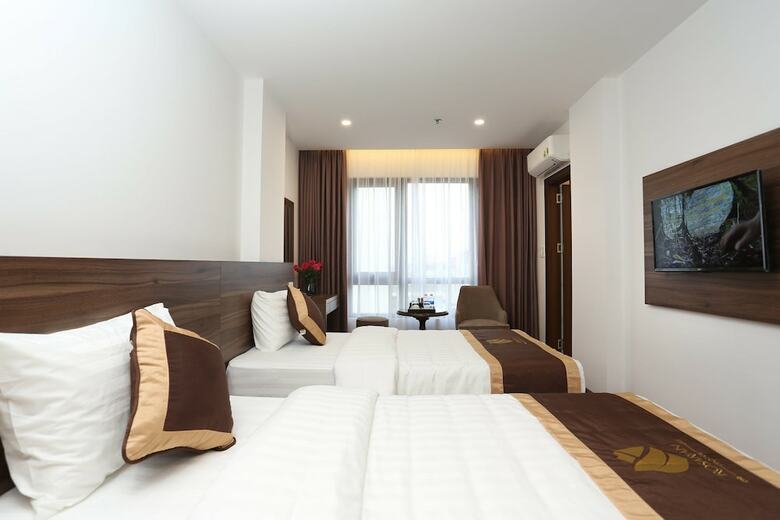 Rosarian Hotel