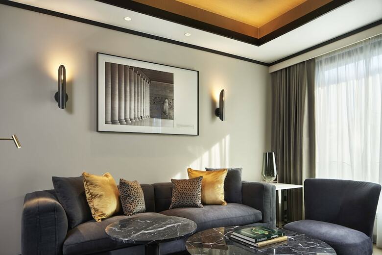 Academias Hotel, Autograph Collection