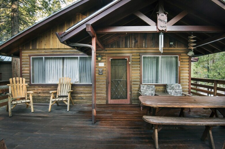 Arnett's Cabin